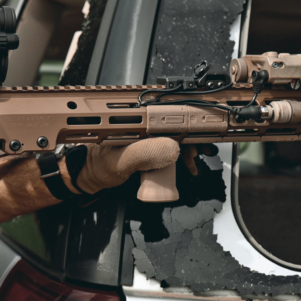 VFG™:極致輕量、多功能戰術握持解決方案