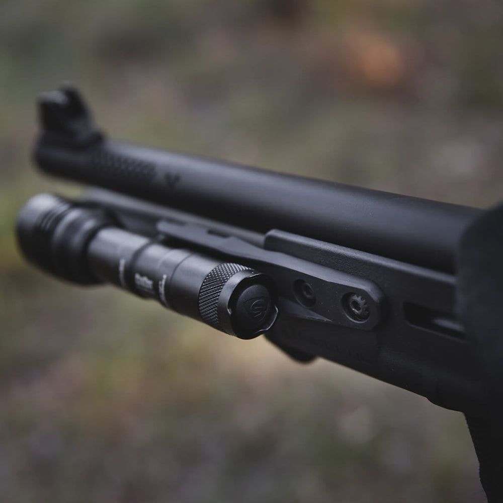 M-LOK® Extended Cantilever Scout Mount:極致前移,點亮戰場死角