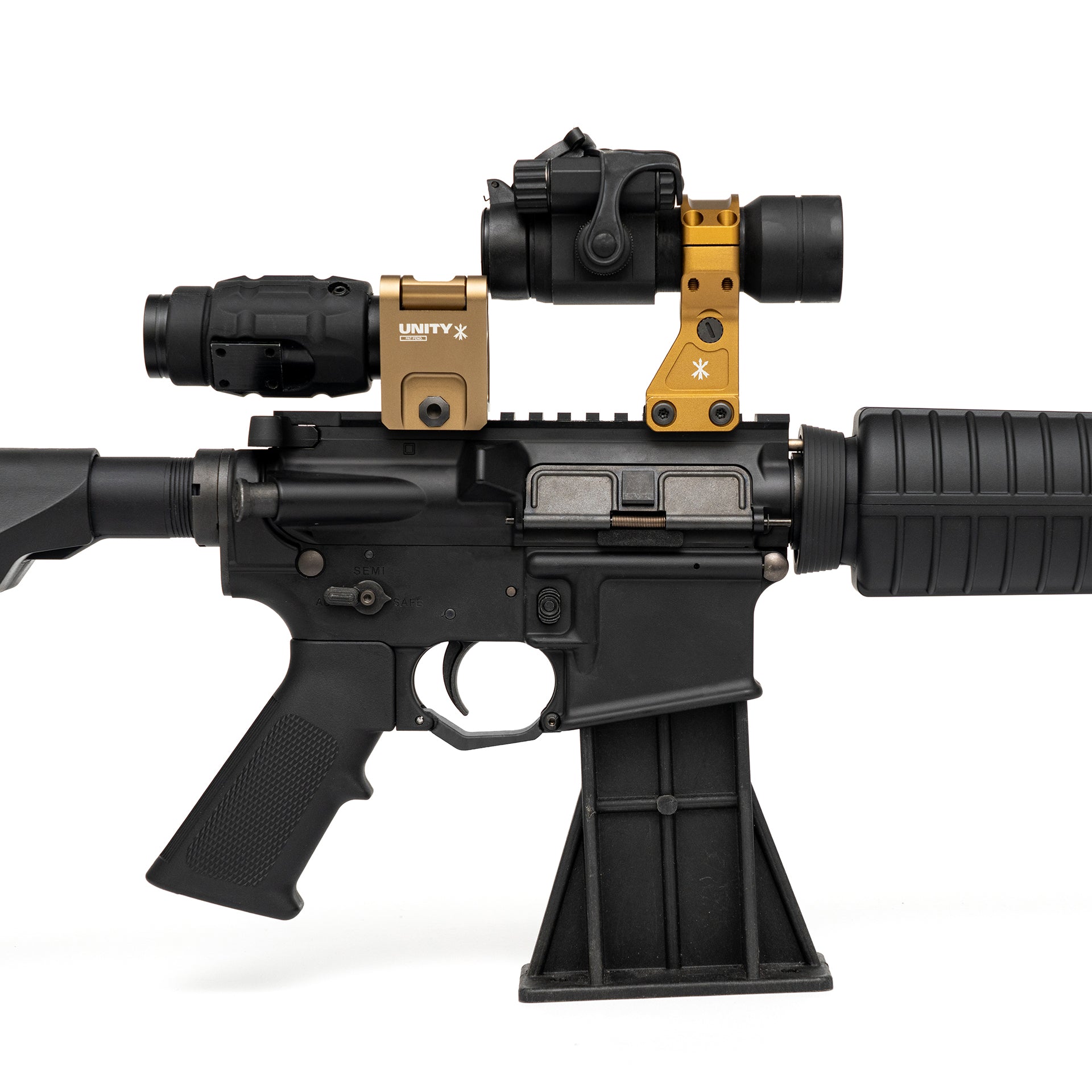 FAST™ PRO™ Mount (PTS 版本)：專為 30mm 紅點設計的 2.26 吋高位方案