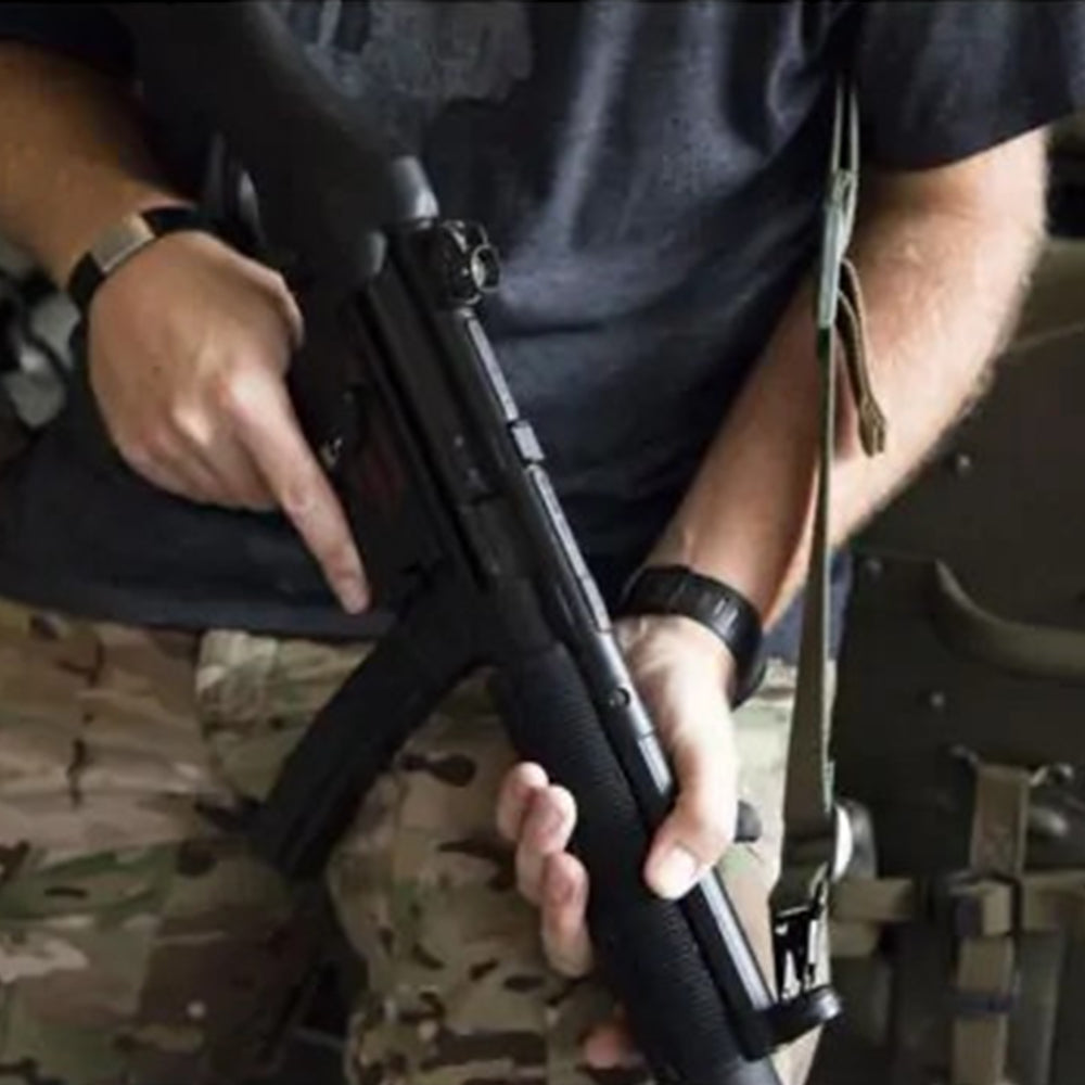 Sling Snap Hook：經濟、穩固且快速的戰術連接方案