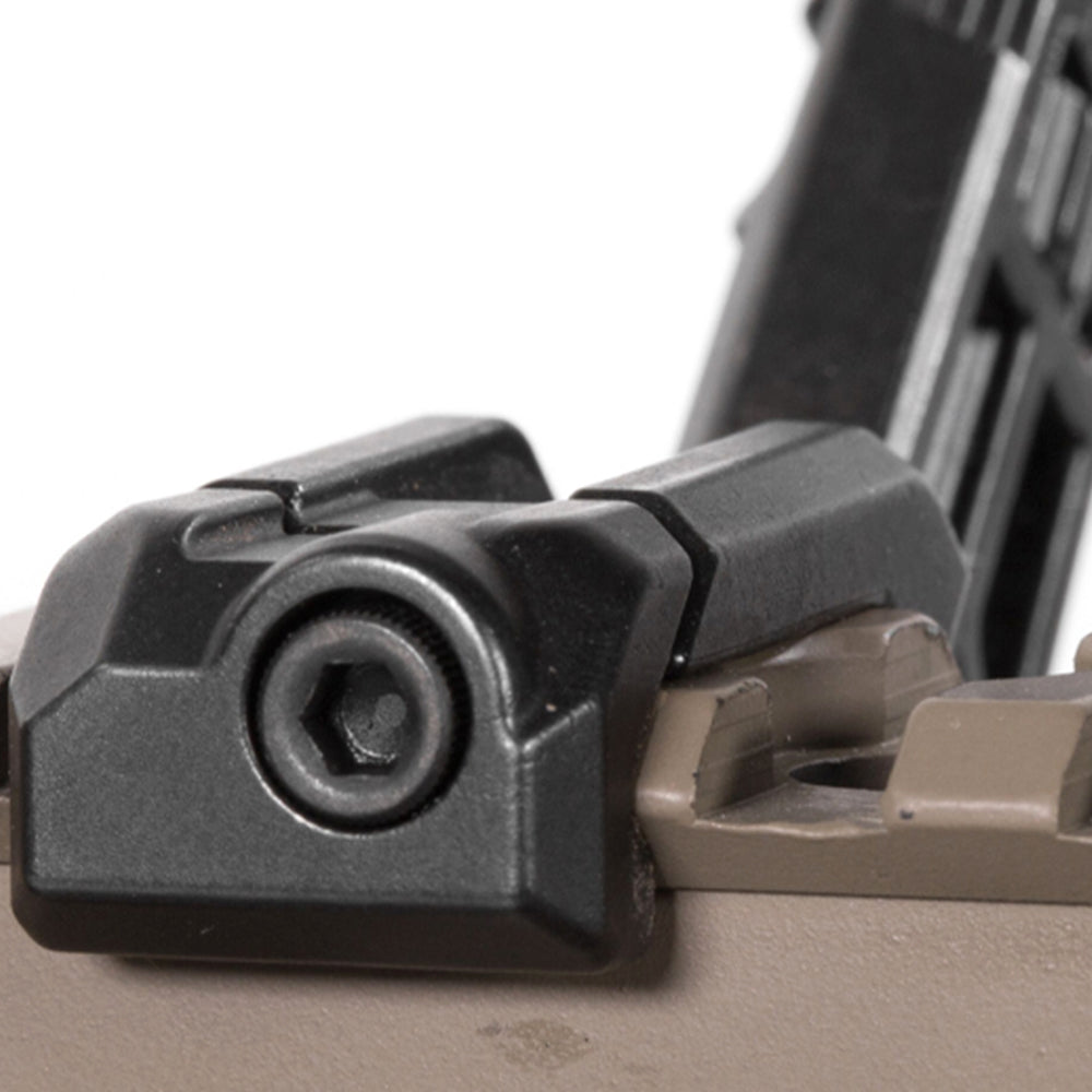 MBUS Pro® Offset Front Sight：瞬息萬變的戰場，給您 45 度的絕對精準